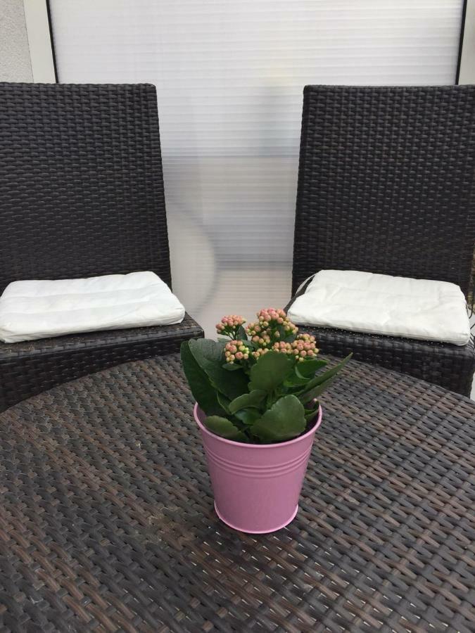Studio Apartman Nina Appartement Rijeka Buitenkant foto